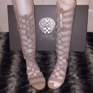 **NEW** Vince Camuto Gladiator Sandals